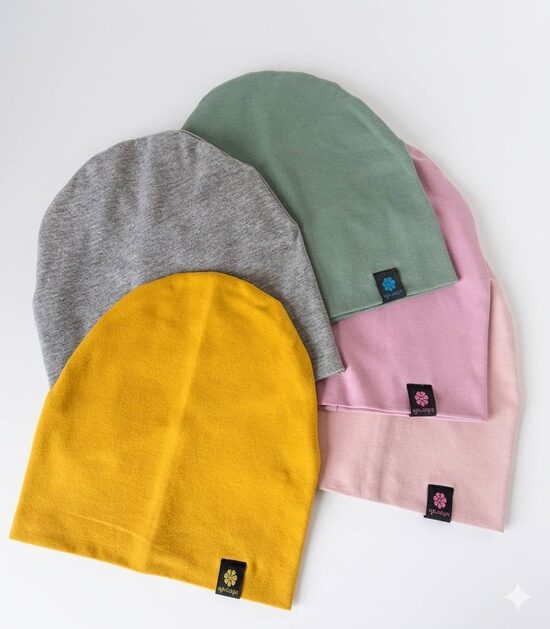 Divkrāsu parastās cepures